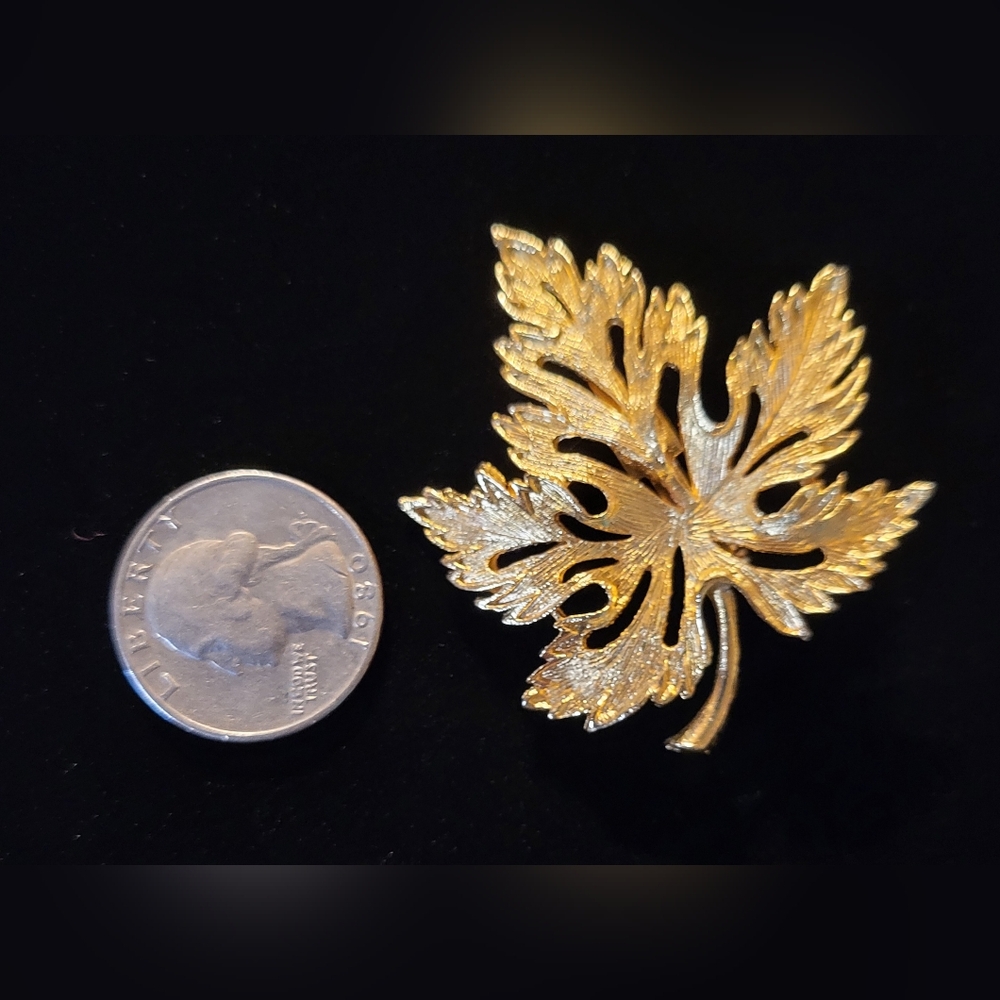 Gold Leaf Brooch Vintage Gold Maple Leaf Brooch